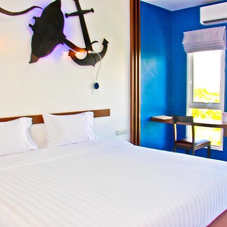 Anna-Nava Pakkret Hotel Нонтабури Екстериор снимка