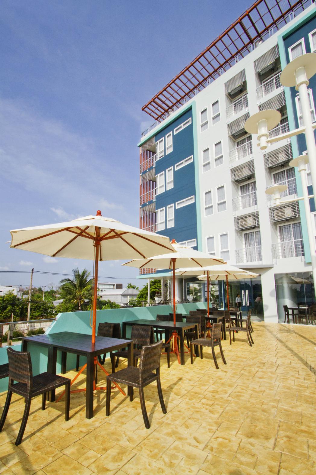 Anna-Nava Pakkret Hotel Нонтабури Екстериор снимка
