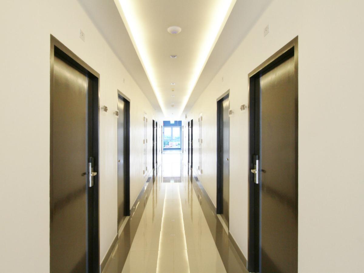 Anna-Nava Pakkret Hotel Нонтабури Екстериор снимка
