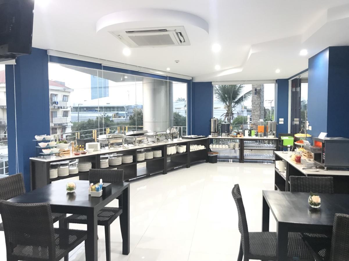 Anna-Nava Pakkret Hotel Нонтабури Екстериор снимка
